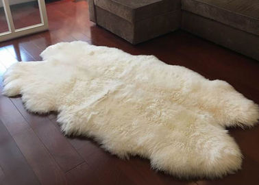 中国 4つの毛皮の大きいオーストラリアの羊皮の敷物のハンドメイドの耐久のアイボリーの白120 *180cm サプライヤー