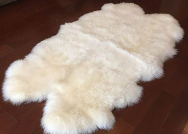 中国 実質の羊皮の敷物によってカスタマイズされるサイズ110 x180cmオーストラリアの長いウールは敷物を隠します サプライヤー