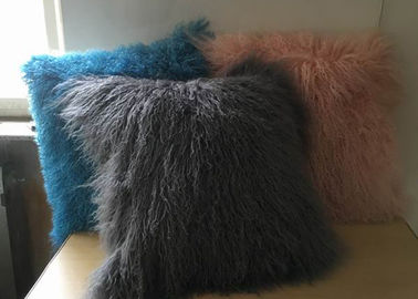 中国 モンゴルの子ヒツジの毛皮の投球枕ダーク グレーの長い巻き毛のヒツジの毛皮のクッション カバー サプライヤー