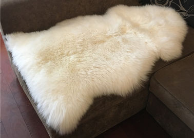 中国 オーストラリアの羊皮の敷物、単一本物のオーストラリアの羊皮の敷物1の毛皮のアイボリーの自然な毛皮 サプライヤー