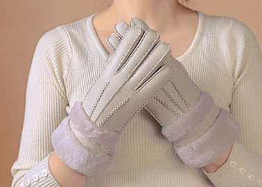 中国 防水レディースウールライニングによって並べられる手袋、女性灰色の羊皮の手袋  サプライヤー