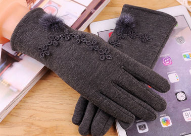 中国 マイクロ ビロード レディース羊毛の手袋、毛皮のライニングが付いているSmatouchの柔らかい手袋 サプライヤー