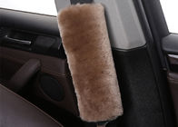 保護の首のための普遍的な車のメリノの羊皮のシート ベルト カバー柔らかい14x24cm