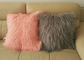 本物のモンゴルの毛皮100%のピンクの長い毛の羊皮の子ヒツジの毛皮の投球枕45cm正方形 サプライヤー