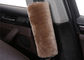 保護の首のための普遍的な車のメリノの羊皮のシート ベルト カバー柔らかい14x24cm サプライヤー