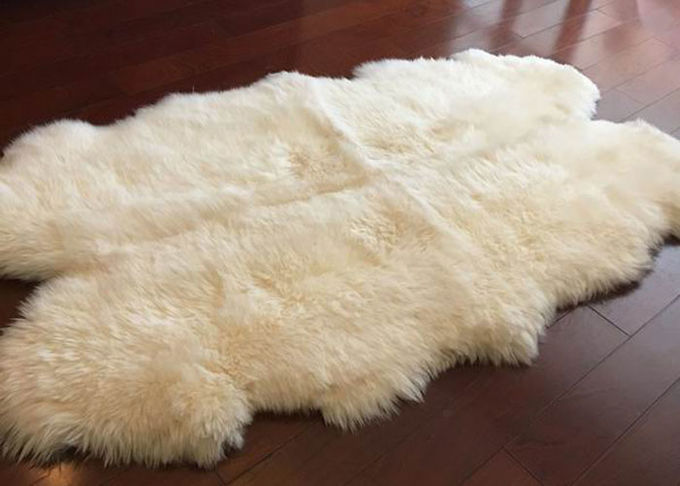 実質の羊皮の敷物の大きいアイボリーの白いオーストラリアのウール区域敷物4 x 6 ft 4の毛皮