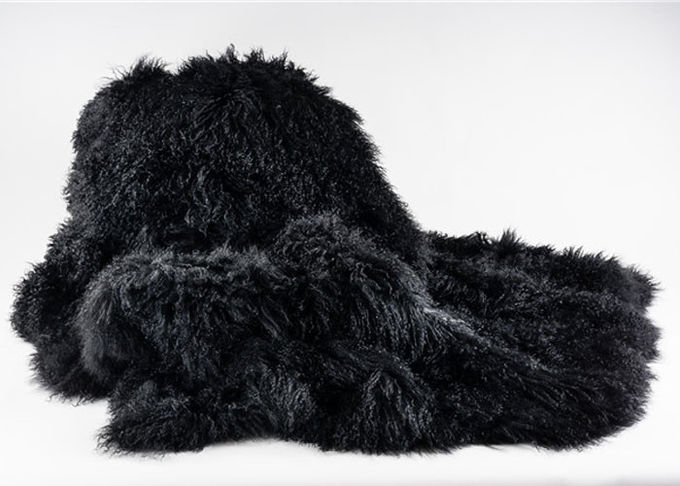床のための贅沢なチベットの実質の長の羊皮の敷物の黒の膚触りがよい巻き毛の毛皮120 *180cm