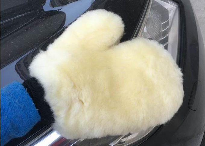 本物の羊皮のカー ウォッシュのミットの厚いウール車の詳述の洗浄ミット ベージュ色
