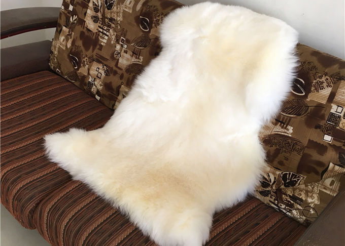 暖かく柔らかい長方形の実質の毛皮の投球毛布ベッド/ソファーの投球のための6つ* 8つのFt