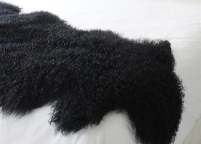 寝室、長い巻き毛の柔らかい投球毛布のための長の120 X150cmの白い毛皮で覆われた敷物