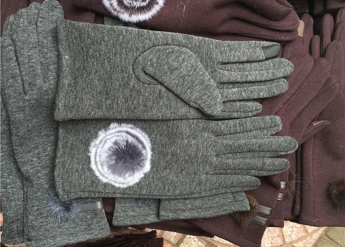ダーク グレーの女性タッチ画面の手袋、タッチ画面指を搭載する冬の手袋 