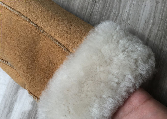 袖口のサイズ5 - 6cmの女性のためのハンドメイドの最も暖かい羊皮の手袋