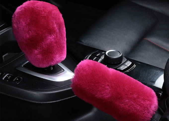 反スリップの暖かい冬柔らかい仮眠が付いている柔らかい車のハンドル カバー