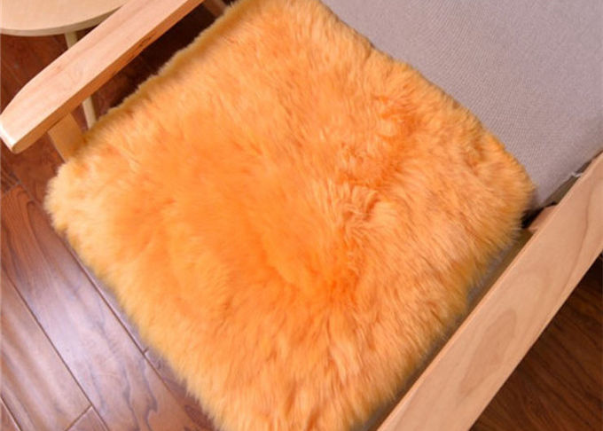 本物のオーストラリアのラムズウールのシート・クッションによって16*16inchはベッド/ソファーのための装飾が家へ帰ります