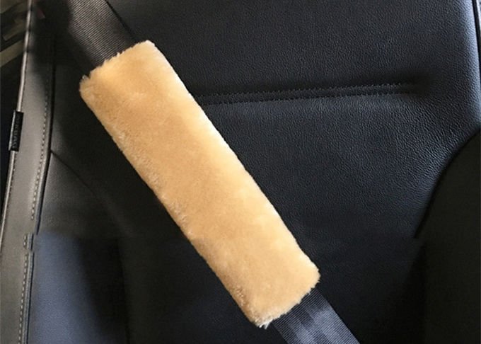 保護の肩、カー・シート ベルトの首の保護装置のための実質のウールのシート ベルトの革紐カバー