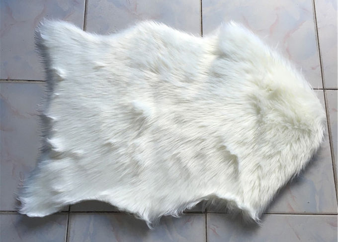 重い密度の柔らかいオーストラリアの羊皮の敷物の単一の毛皮の正方形は/サイズをカスタマイズしました