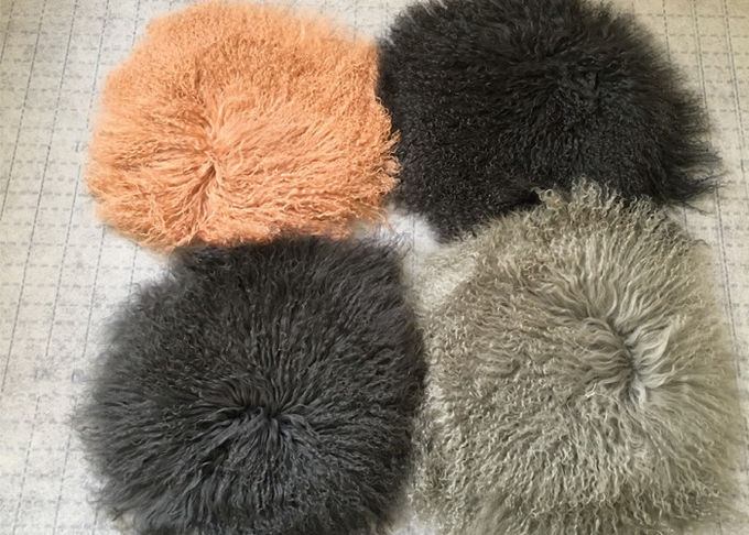 実質のモンゴルのチベットの子ヒツジの毛皮の投球枕のための新しいモンゴルの毛皮の生地