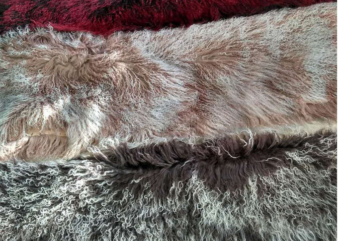 モンゴルのlambskinの枕巻き毛の毛皮の投球の長い毛のチベットの子ヒツジの毛皮のクッション カバー