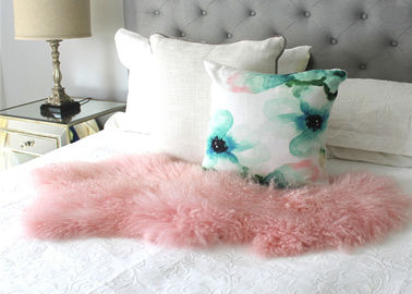 中国 自然なピンクの実質のモンゴルの子ヒツジの敷物のベッドの毛皮毛布居間のための装飾的な毛布の床の敷物そしてカーペット サプライヤー