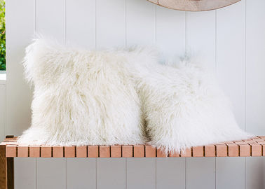 中国 自然なカールが付いているモンゴルのlambskinの投球の白い枕本物の羊皮 サプライヤー