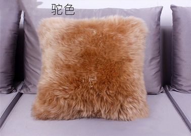 中国 家のソファーの長く滑らかなウールとの装飾的なラムズウールのシート・クッションの正方形の形 サプライヤー