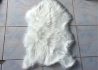 中国 部屋の装飾的で大きく白いのどの毛皮の敷物2つ* 3つのFtの単一の毛皮ののどの毛皮の床の敷物 会社