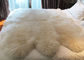 実質の羊皮の敷物の特大の羊皮区域のカーペットの柔らかい毛皮6Pの白6の毛皮 サプライヤー