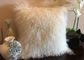 モンゴルの毛皮の枕自然で白く長い毛のチベットのヒツジの皮の枕カバー40cm サプライヤー