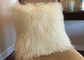 白く曖昧で装飾的な枕、特別に長い巻き毛のモンゴルのラムズウールのクッション  サプライヤー