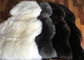 長いウールのクリームの毛皮の投球毛布、単一の毛皮の白黒投球毛布60 x 90cm サプライヤー