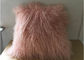 世帯の膚触りがよく長いカーリー ヘアーを搭載する柔らかいピンクのモンゴルの毛皮の枕 サプライヤー