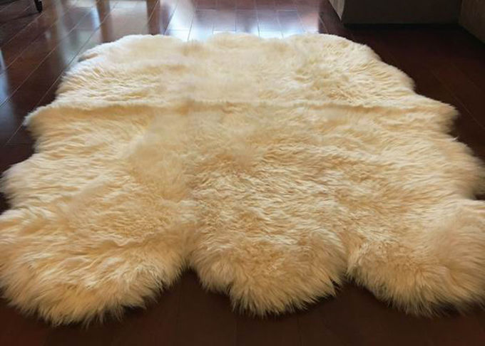 実質の羊皮の敷物の自然で大きく純粋で新しいウールの本物のオーストラリアの寝室のカーペット