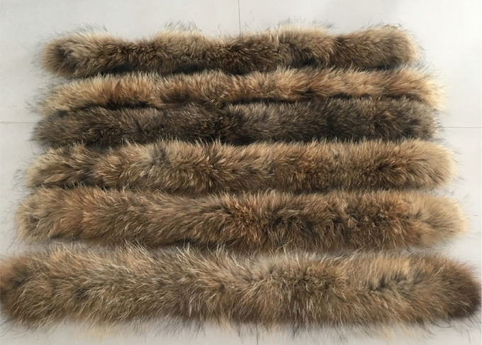 ブラウンの布、アライグマの取り外し可能な実質の毛皮つば30 Cm * 80 Cmのための実質の毛皮のフードのトリム