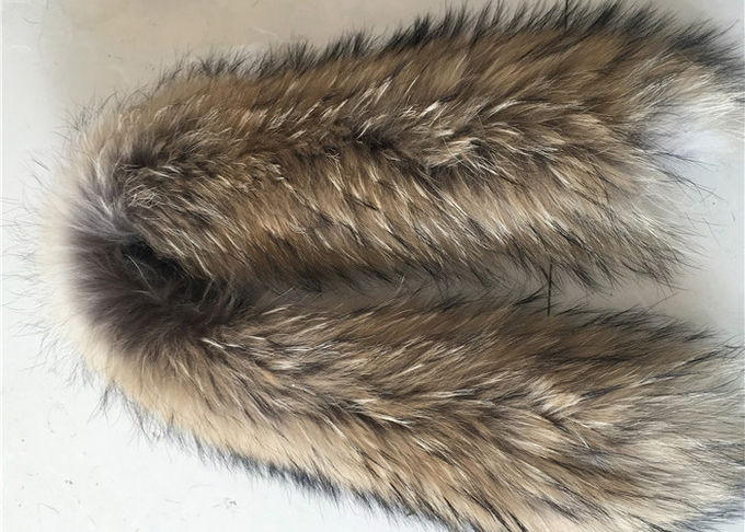 赤い色の実質のアライグマの毛皮のフードのトリム/オーバーコートの毛皮つば70*22cm
